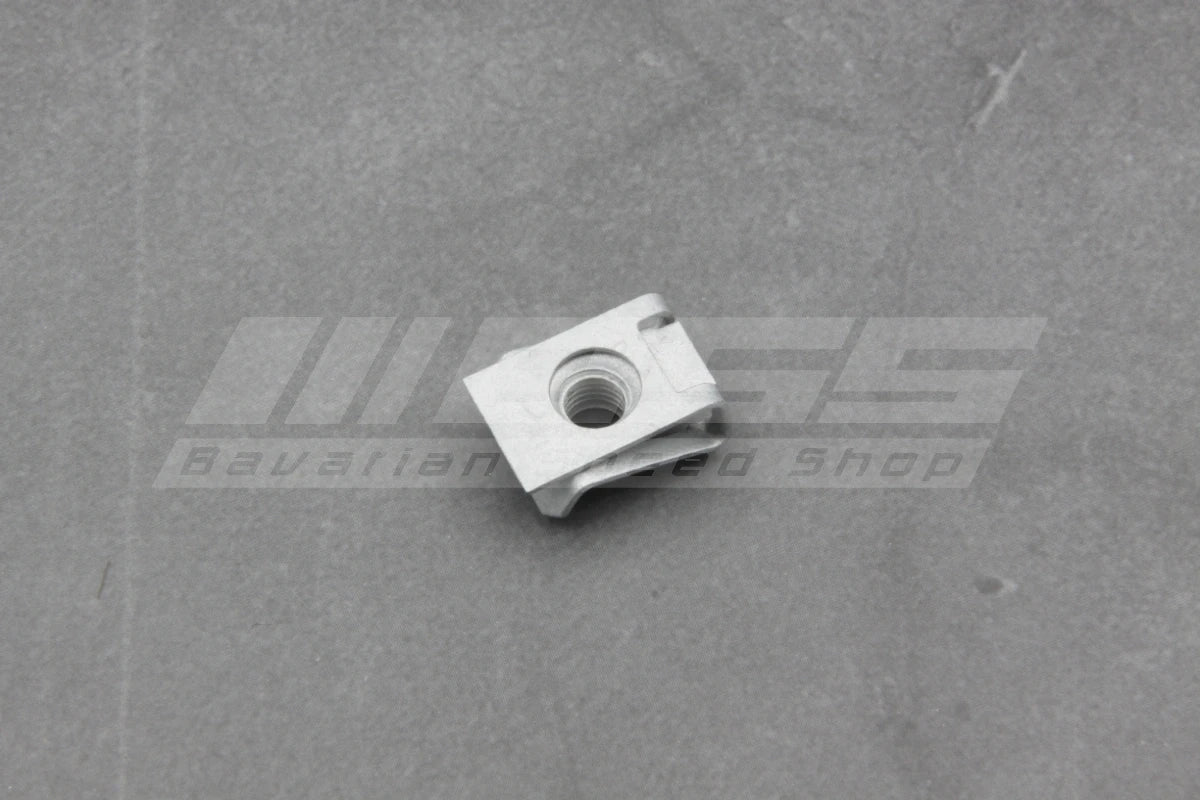 M5 Plug-In Nut – 46637651465