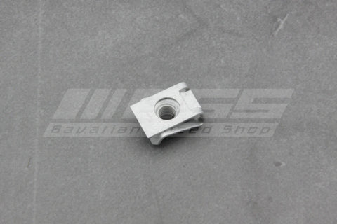 M5 Plug-In Nut – 46637651465