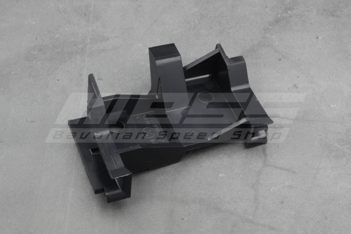 Genuine BMW Front Bumper Guide (Right) – 51111953098