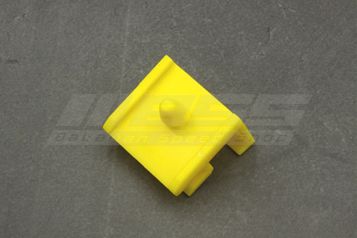 BMW Mtech Outer Kick Panel Clamp - 51717066220