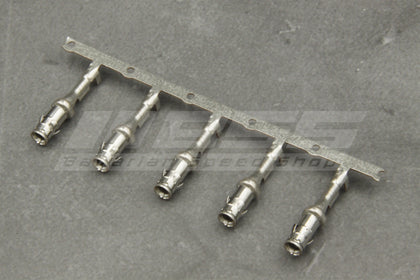 0.5-1.0MM Snap-In Receptacle / Straight - 61131376202