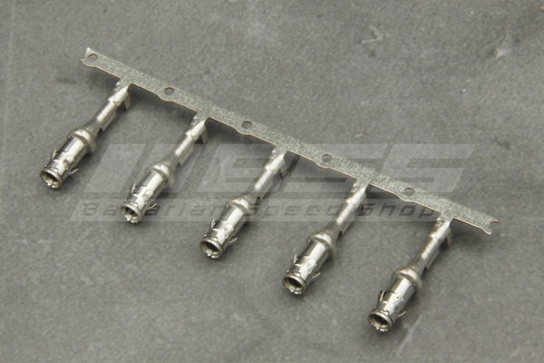 0.5-1.0MM Snap-In Receptacle / Straight - 61131376202