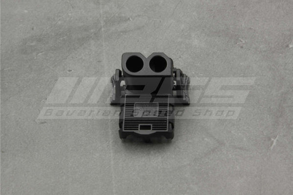 Plug Terminal Right Angle Black – 61131378416