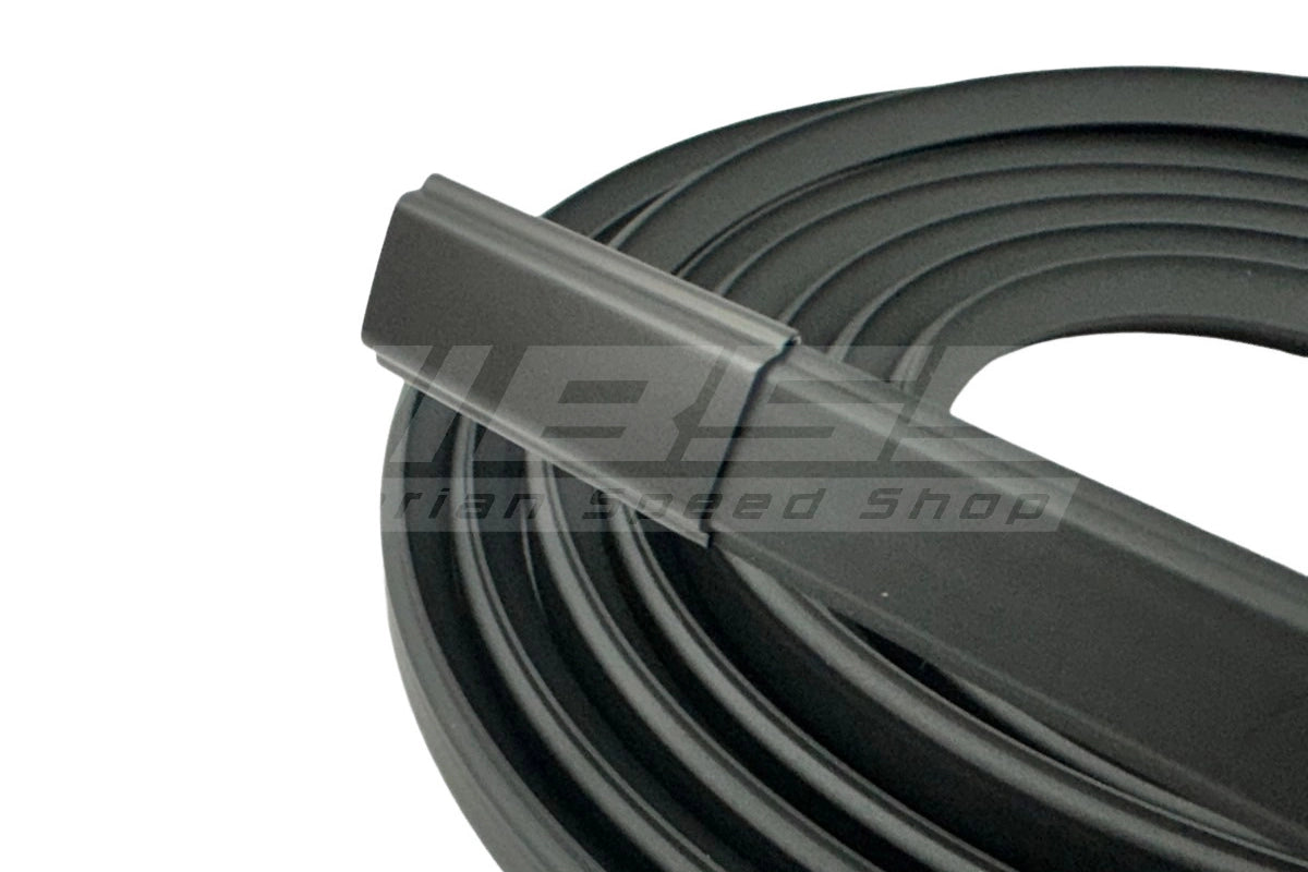 Front Windshield Moulding Set - Black / Early Model