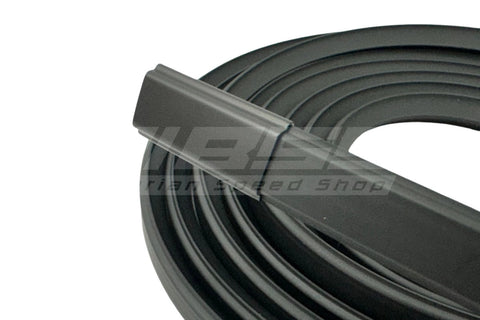 Front Windshield Moulding Set - Black / Early Model
