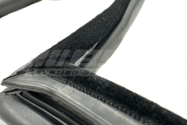E30 Replica OEM Door Seals - Cabrio (51710032370 / 51710032371)