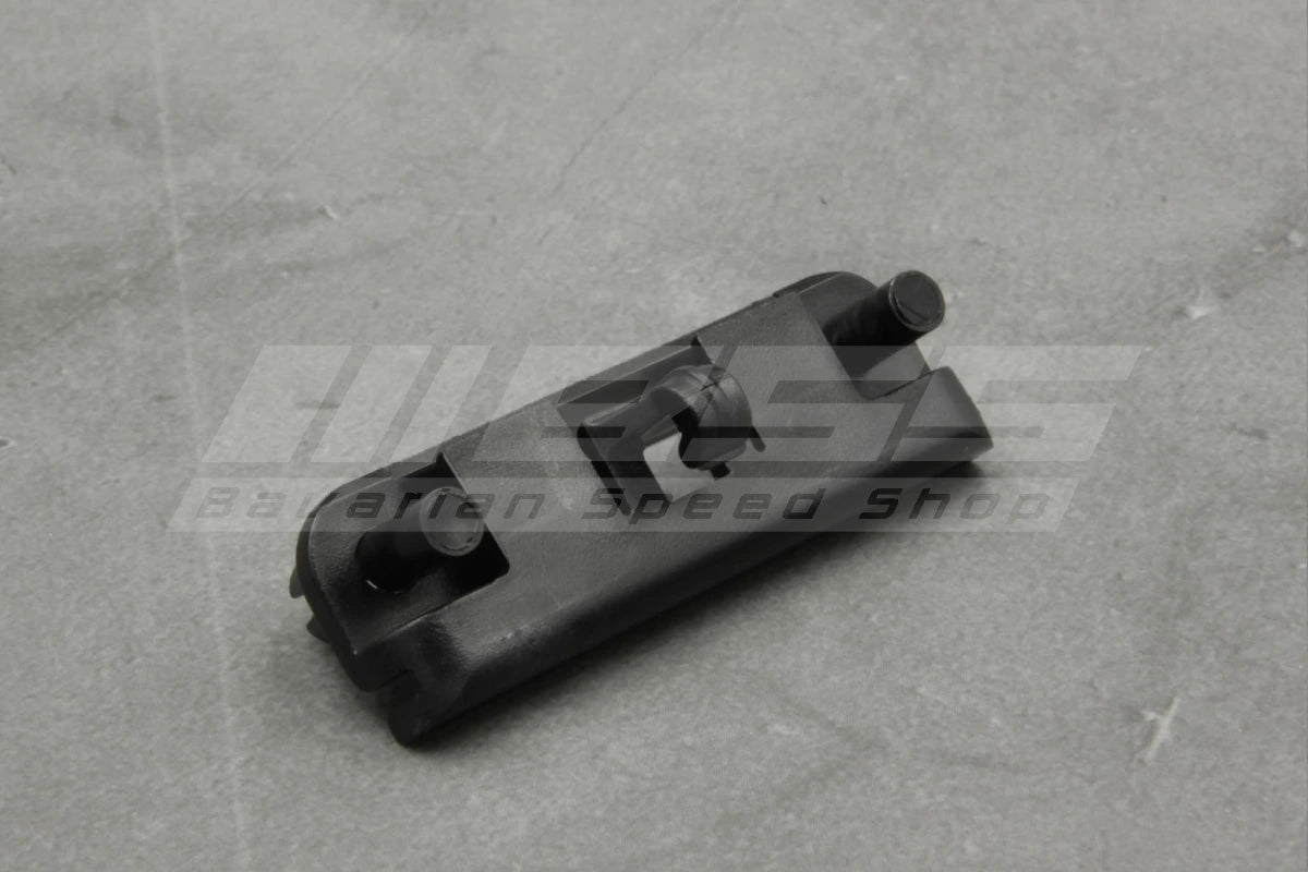 Genuine BMW Front Spoiler Clips for E30 - 51711945568