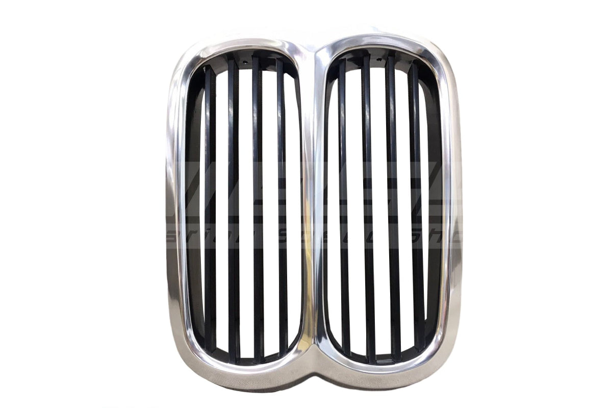 BMW 1502–2002 Late Centre Grille (1974-On) - 51131826675