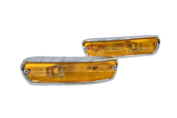 BMW 1502–2002 Euro-Spec Amber Flat Front Turn Signal Set - 63138454103 / 63138454102