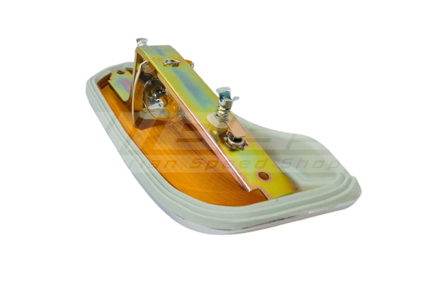BMW 1502–2002 Euro-Spec Amber Flat Front Turn Signal Set - 63138454103 / 63138454102