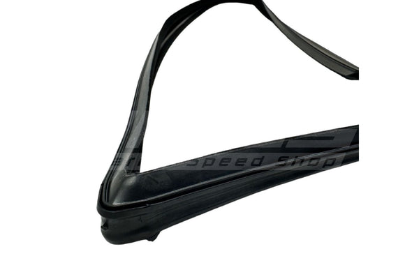 BMW E30 Sedan/Touring Front One-Piece Window Guide – LHS - 51321907289