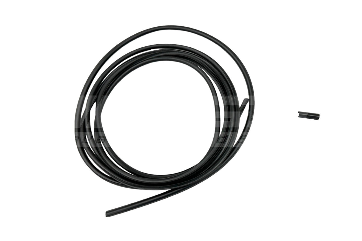 BMW 2002 Turbo Windshield Seal with Black Insert & Joiner Set - 51311834550 / 51311834702