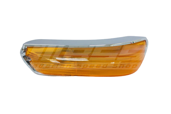 BMW 1502–2002 US-Spec Amber Front Turn Signal Set - 63131353862 / 63131353861
