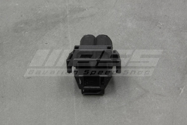 3 Pin Plug Terminal – 61131378410