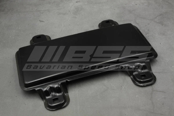 Early Model Fog Light Delete Plates - 51711933768 / 51711933767