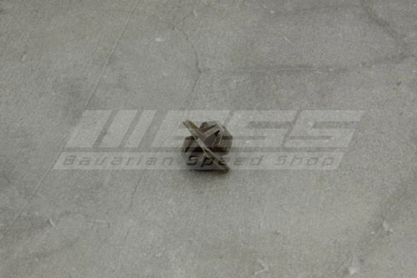 Fog Light Delete Clip / BMW Clamp – 51711933759