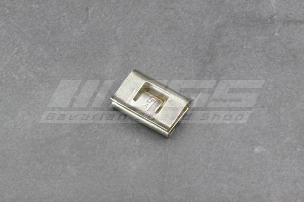 Outer Door Clamp – 51211904513
