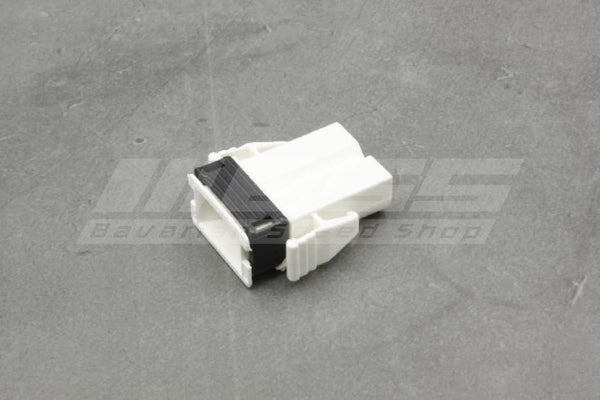 Plug Terminal Right Angle White – 61131378417