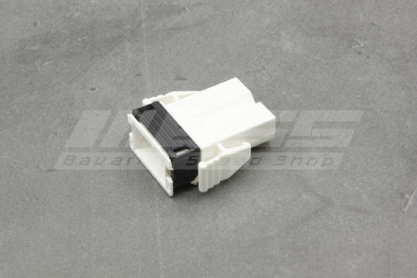 Plug Terminal Straight White – 61131378401