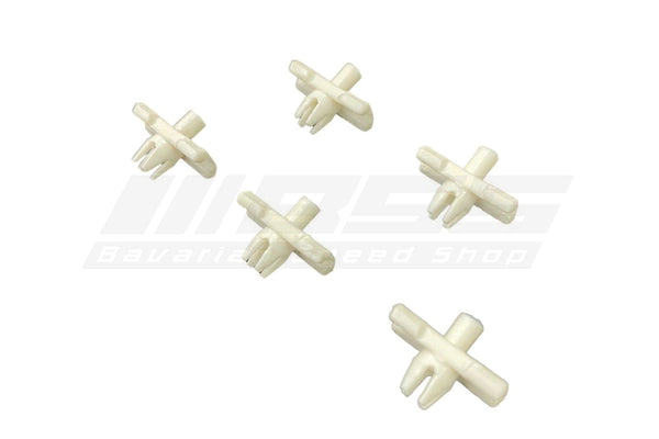 BMW 1502-2002 Late Model Tail Panel Trim Clip - 51131829651