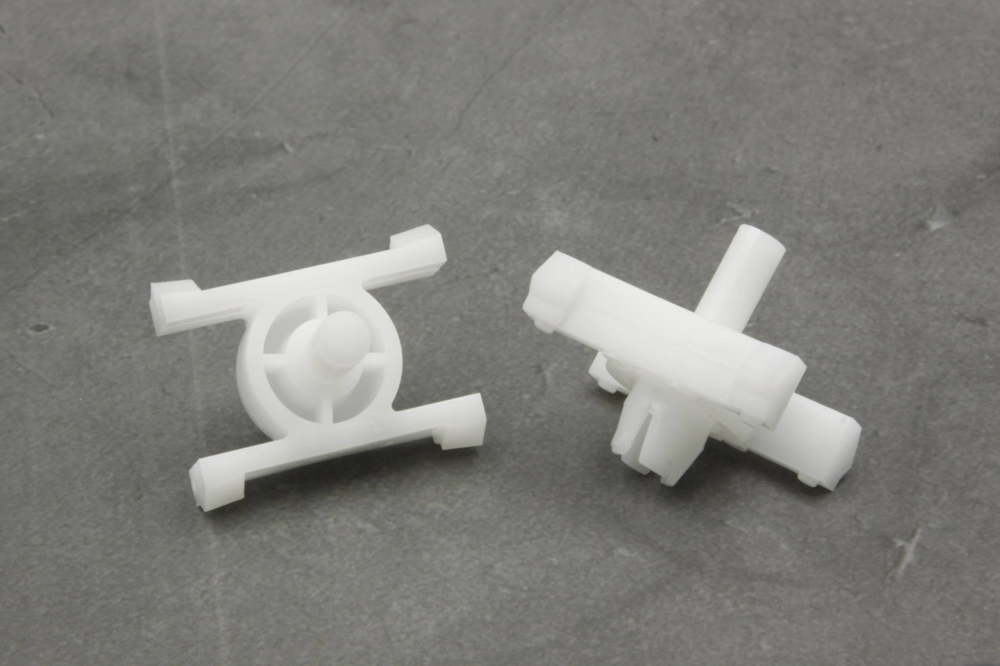 Bmw e30 on sale side molding clips